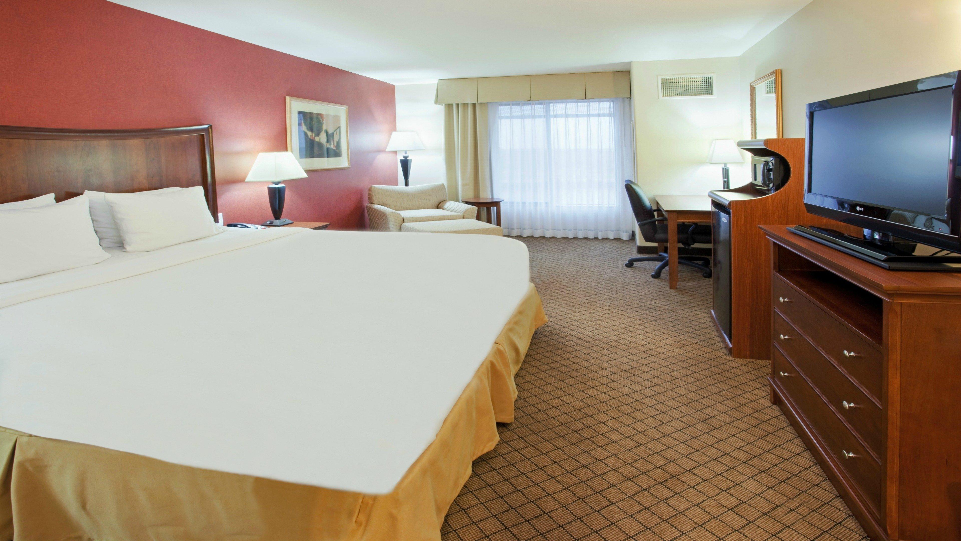 Holiday Inn Express Hotel & Suites Lincoln-Roseville Area, An Ihg Hotel Esterno foto